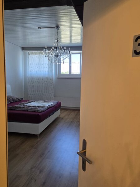 Contact bar Elvetia / 300 CHF / ora